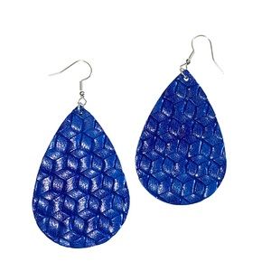 Leather earrings